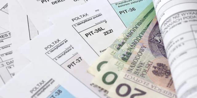 PIT kryptowaluty do kiedy? Uniknij kar za spóźnione złożenie
